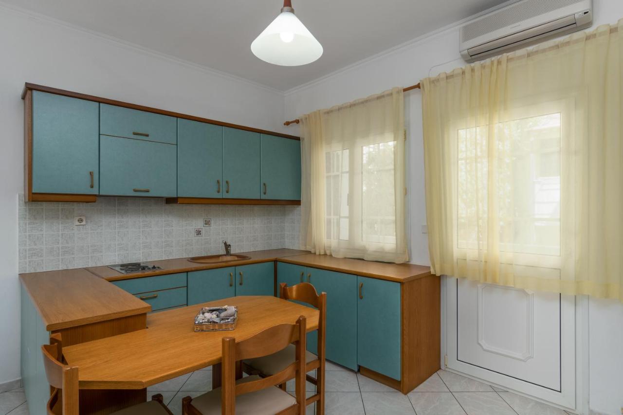 Tina'S Apartments Адамас Экстерьер фото